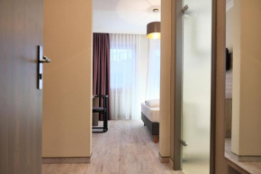  Hotel Römerstadt  Герстофен